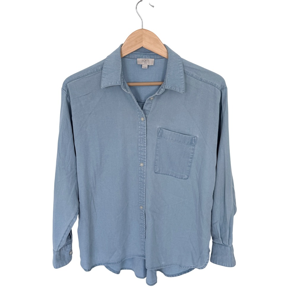 Loft Outlet Blue Chambray Button Down Shirt Petite Small Long Sleeve Pocket Top